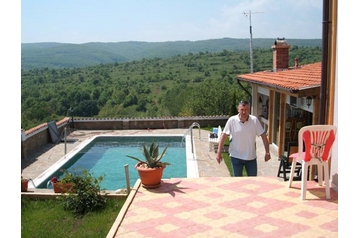 Bulgaria Chata Slanchev bryag, Esterno